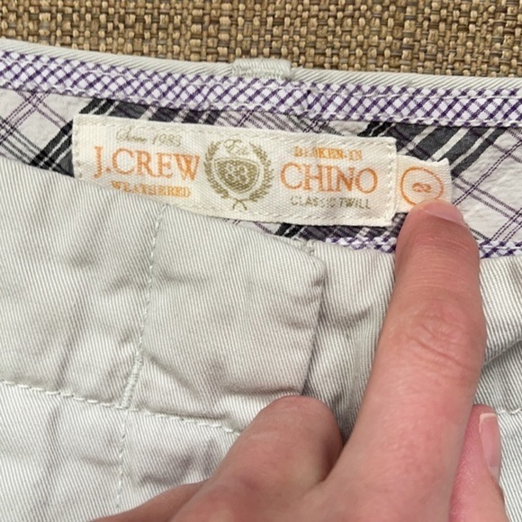 EUC J. crew size 2 Chino khaki shorts - Picture 2 of 3